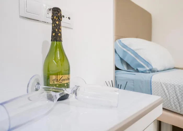 Апартаменти Orlando Complex 85 Sea View Адехе