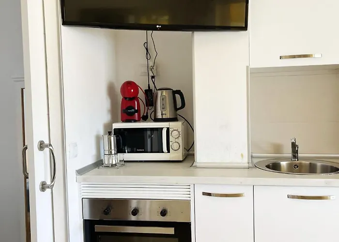 Апартаменти Orlando Complex 85 Sea View