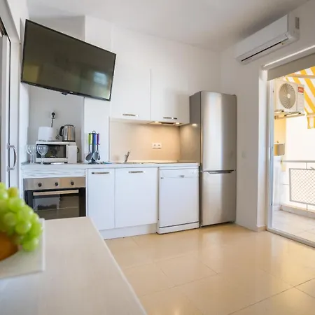 Апартаменты Orlando Complex 85 Sea View Адехе